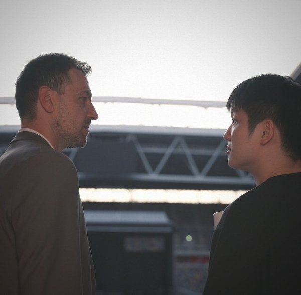 智慧财讯 樊振东参加波尔退役仪式，网友：双向奔赴的友谊！