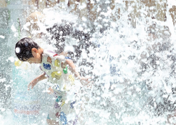 涨声操盘 热浪持续 韩国6月气温创纪录 7月或现“极限高温”