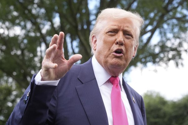 涵星配资 特朗普称关税征收将于8月1日开始