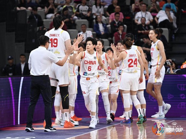 淘配网配资 杨舒予发挥亮眼，中国女篮三连胜直接晋级亚洲杯半决赛